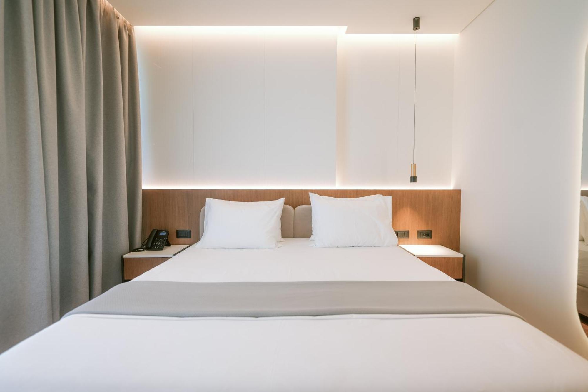 Euro Hotel Ksamil Buitenkant foto