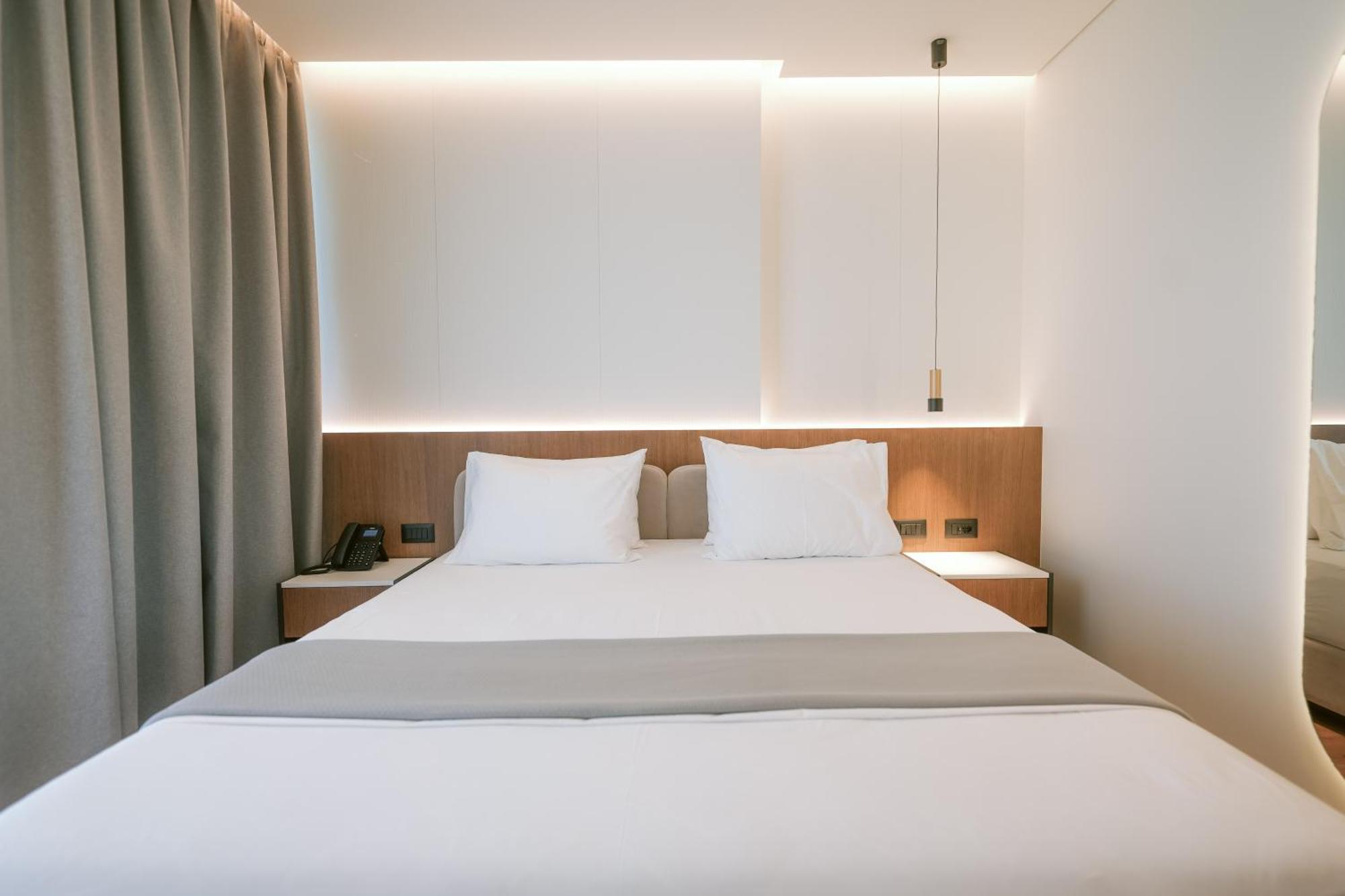 Euro Hotel Ksamil Buitenkant foto