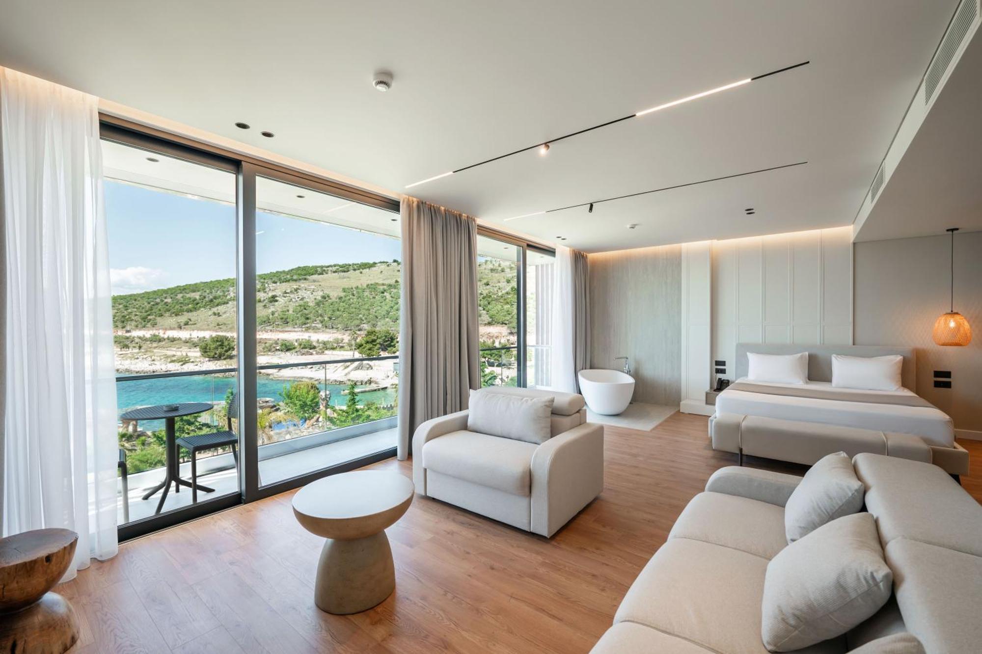 Euro Hotel Ksamil Buitenkant foto