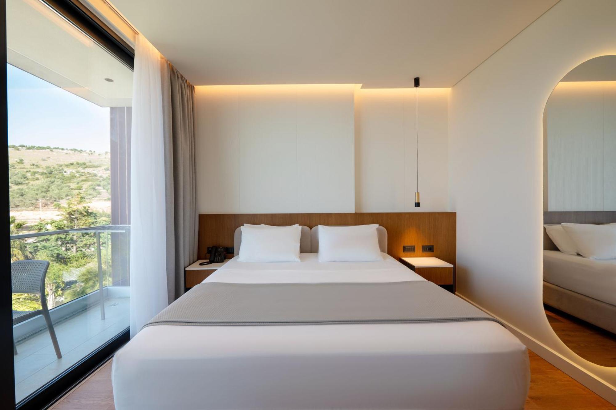 Euro Hotel Ksamil Buitenkant foto