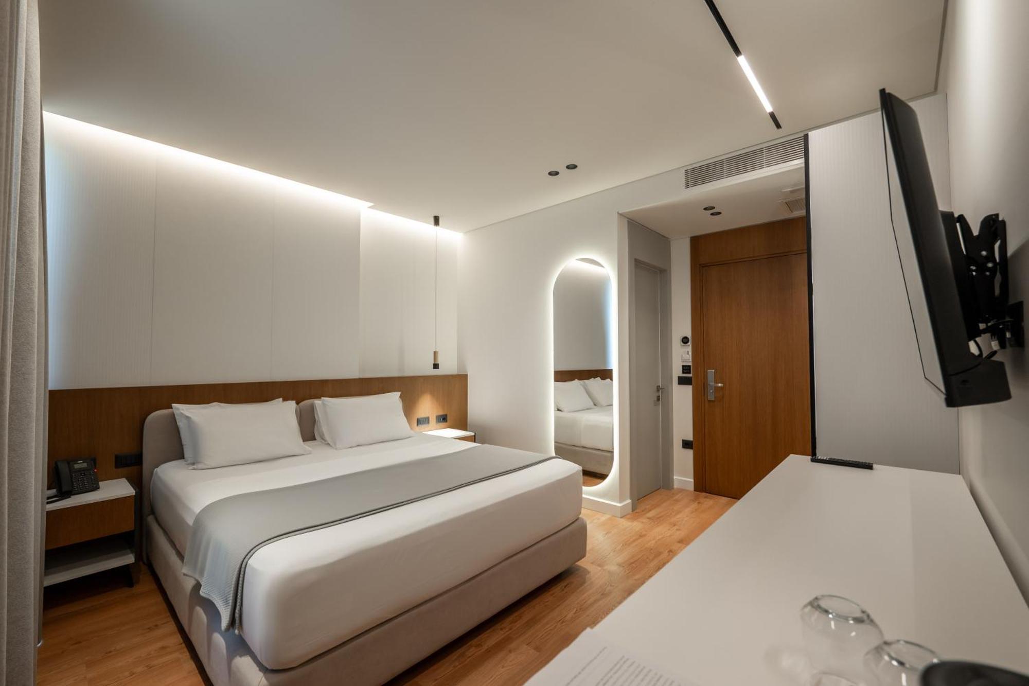 Euro Hotel Ksamil Buitenkant foto